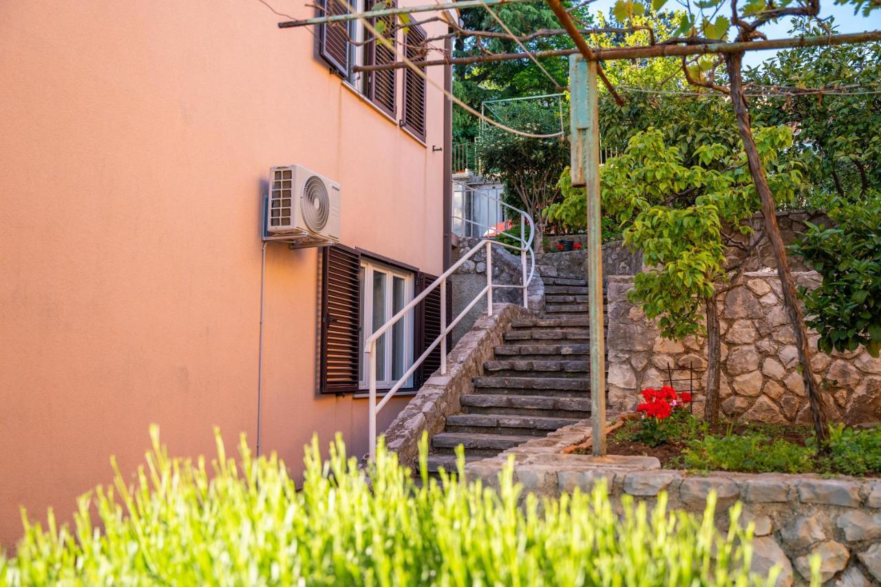 Apartment Stella Marina 라벡 외부 사진